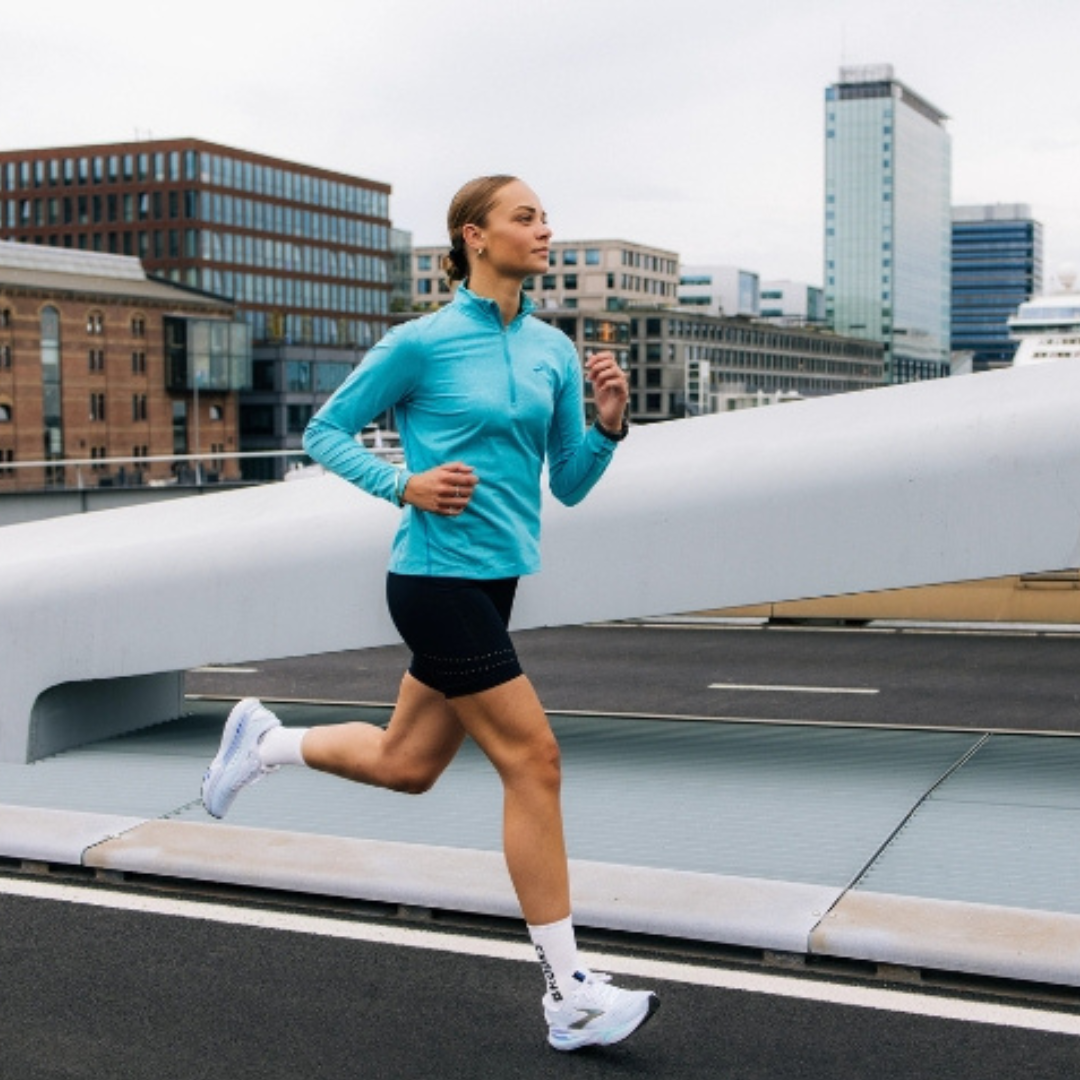 Brooks_Website holder_RSH_1080x1080_02